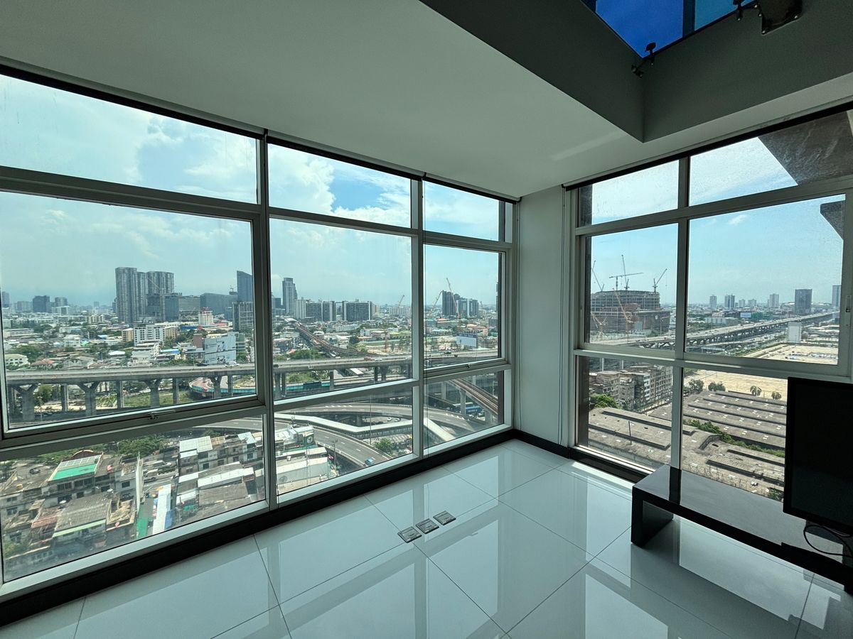 CondoBangna, Bearing, Lasalle : Duplex Rare Item @the Coast Bangkok 2, 150 sq.m. | Floor 21 | Beautiful view, no building | Rare room in the heart of Bang Na