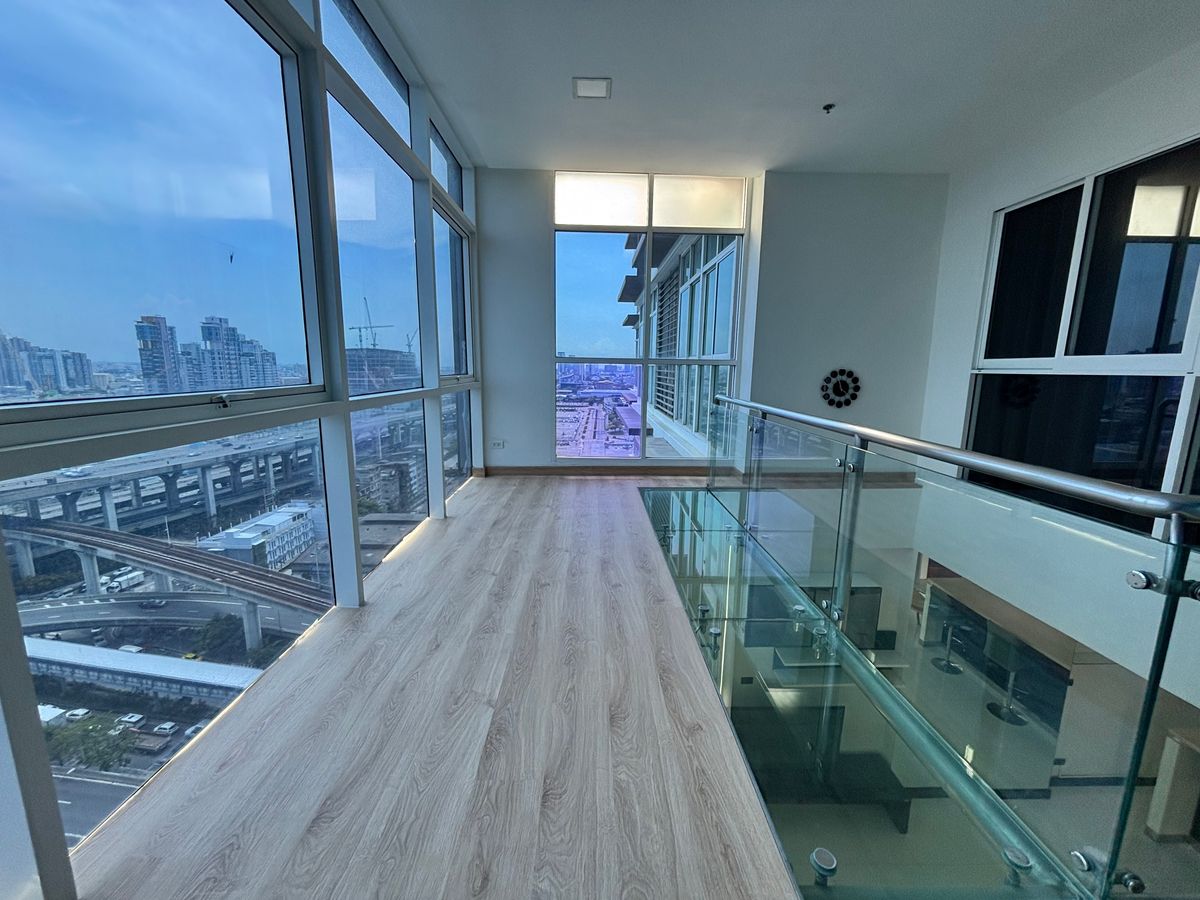 CondoBangna, Bearing, Lasalle : Duplex Rare Item @the Coast Bangkok 2, 150 sq.m. | Floor 21 | Beautiful view, no building | Rare room in the heart of Bang Na