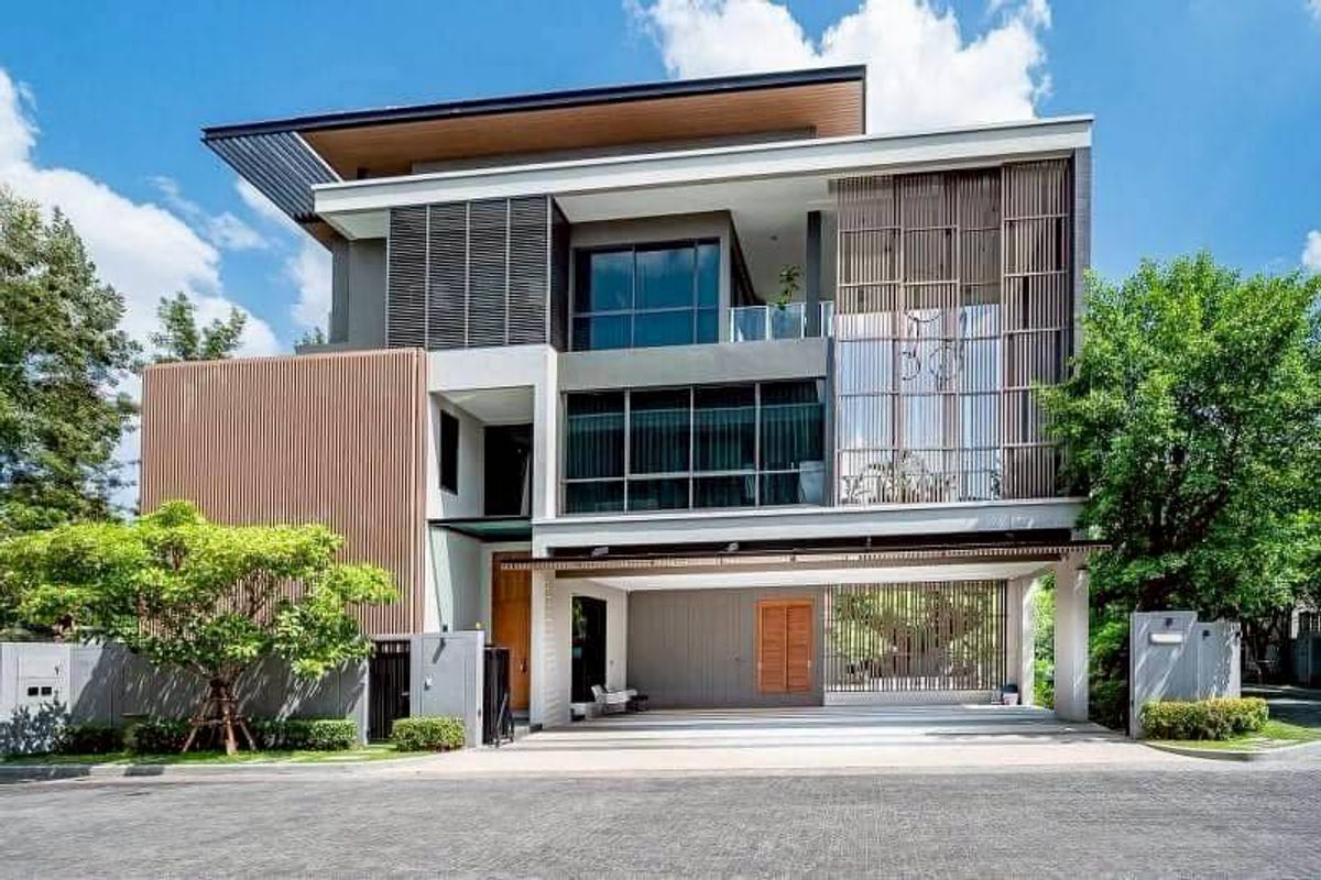 ให้เช่าบ้านวิภาวดี ดอนเมือง หลักสี่ : ❖ Modern Luxury ❖ บ้านเดี่ยว 3 ชั้น | 5 ห้องนอน 7 ห้องน้ำ | 136.90 ตร.ว. 593.00 ตร.ม. | ใกล้ BTS กรมทหารราบที่ 11 8 นาที, SRT หลักสี่ 8 นาที, มหาวิทยาลัยศรีปทุม 8 นาที
