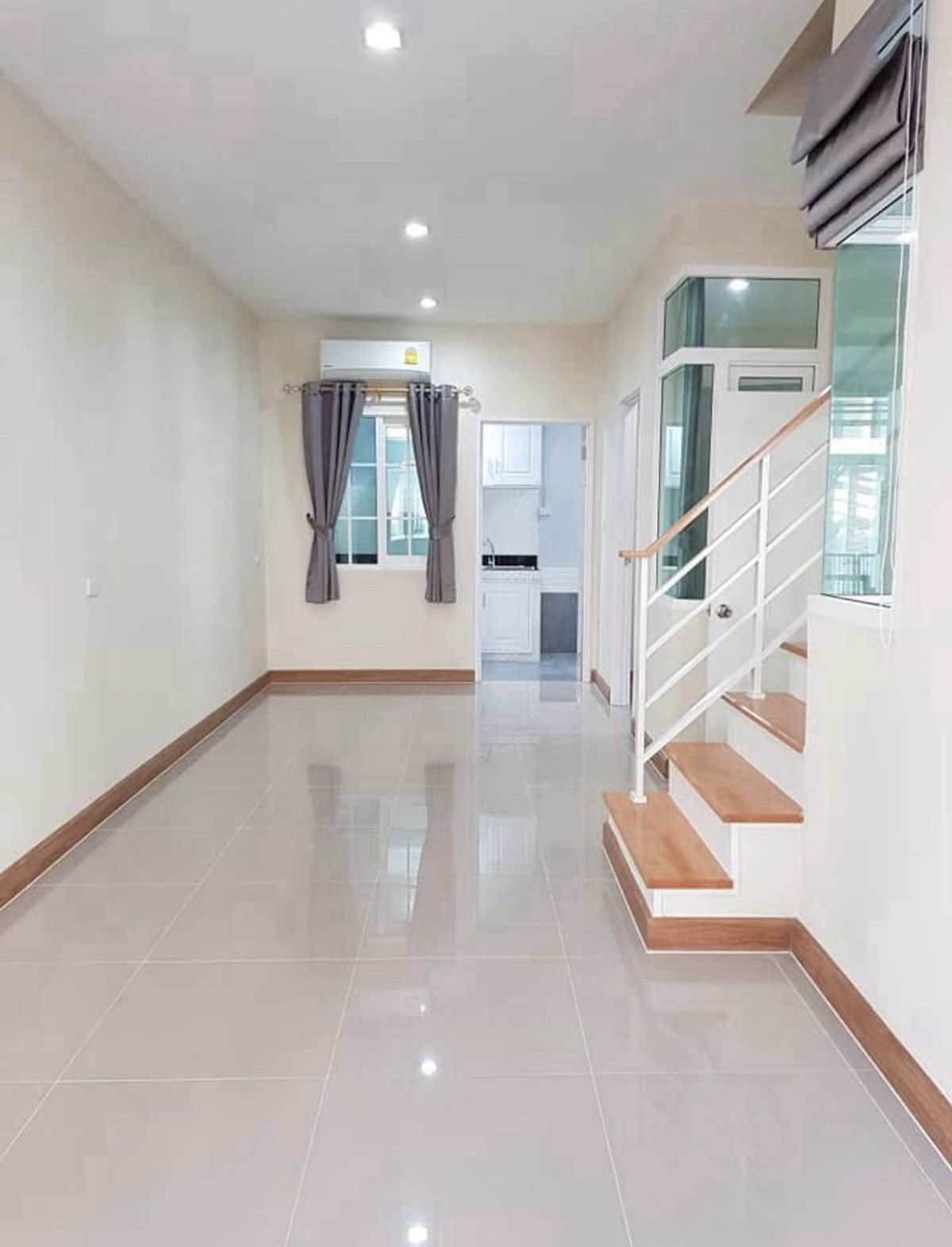 ให้เช่าทาวน์โฮมลาดกระบัง สุวรรณภูมิ : ✅ For Rent ✅ Golden Town Bangna - Suanluang