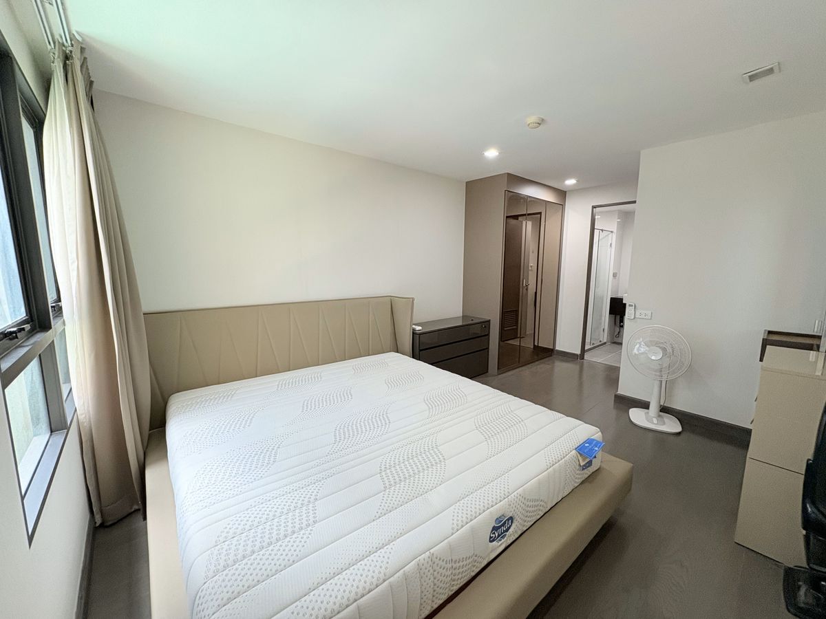 ให้เช่าคอนโดสุขุมวิท อโศก ทองหล่อ : [ให้เช่า] Mirage Sukhumvit 27 ห้องใหญ่ 50 ตรม. 1 ห้องนอน ใกล้บีทีเอสอโศก!