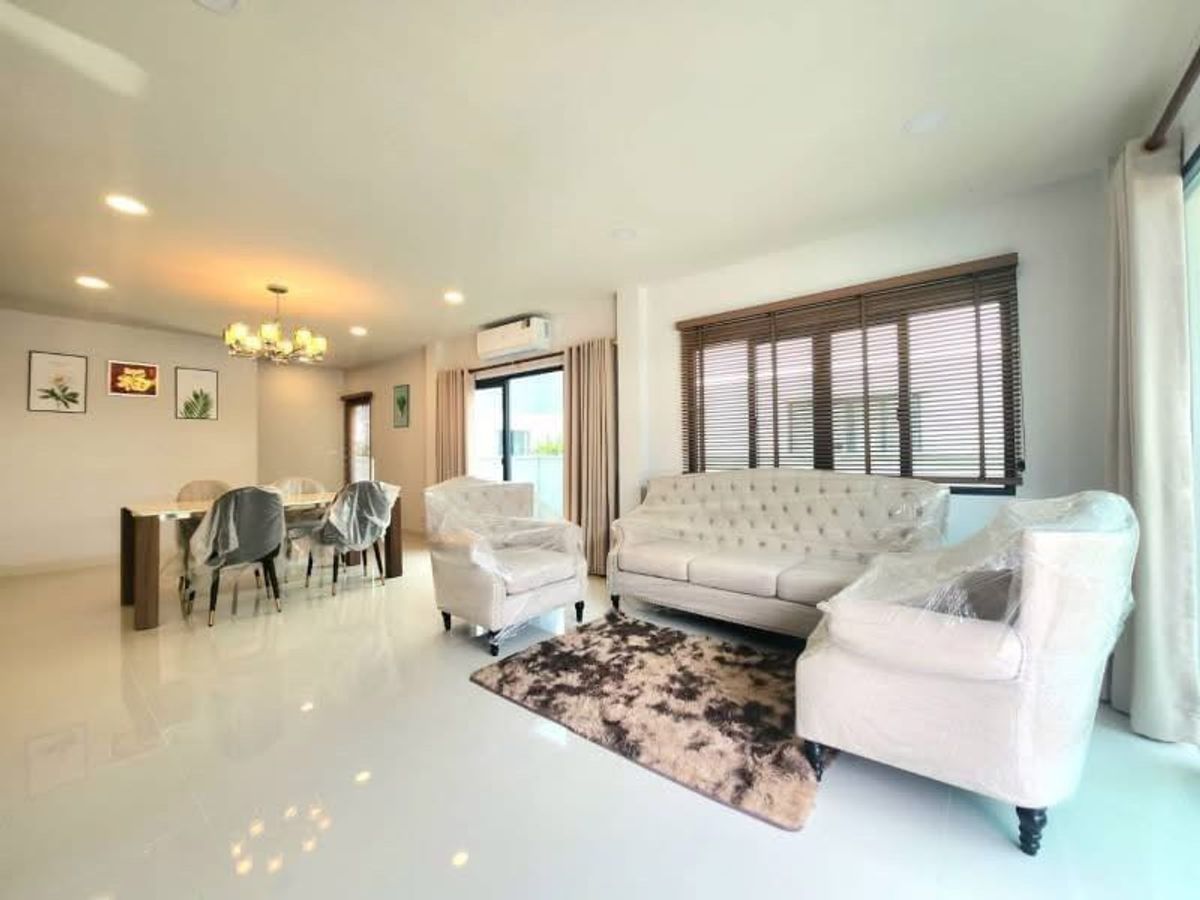 ให้เช่าบ้านบางนา แบริ่ง ลาซาล : ♦ Prime Location ♦ บ้านเดี่ยว 2 ชั้น 50.80 ตร.ว., 209.00 ตร.ม. | 4 ห้องนอน 4 ห้องน้ำ | ใกล้ เมกะ บางนา 5 นาที, โรงพยาบาลพริ้นซ์ สุวรรณภูมิ 14 นาที