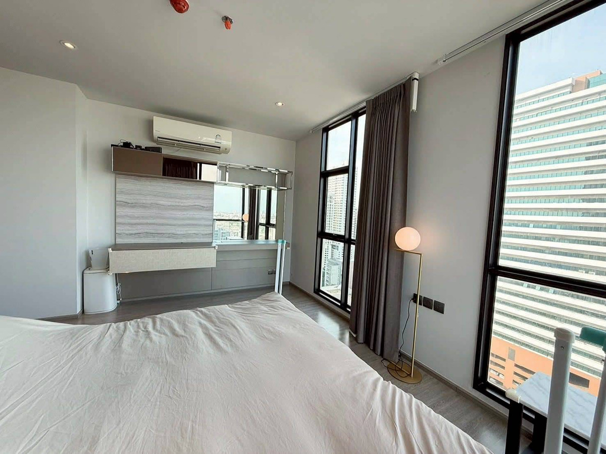 For RentCondoSukhumvit, Asoke, Thonglor : ✨ GT16133 | Condo Rhythm Ekkamai, convenient to travel, near BTS, has shuttle, fully furnished. Ready to move in immediately