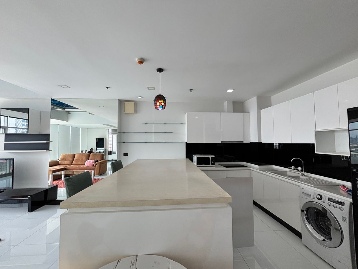 CondoBangna, Bearing, Lasalle : Duplex Rare Item @the Coast Bangkok 2, 150 sq.m. | Floor 21 | Beautiful view, no building | Rare room in the heart of Bang Na
