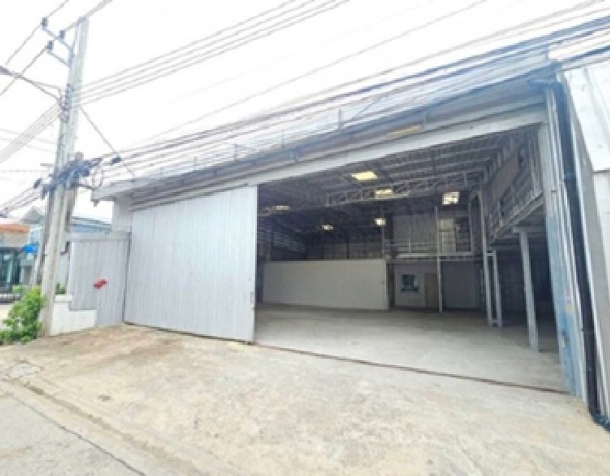 ให้เช่าโกดังนวมินทร์ รามอินทรา : For Rent ให้เช่าโกดัง พร้อมสำนักงาน ซอยรามอินทรา เข้าซอยไม่ลึก เยื้อง ๆ แฟชั่นไอส์แลนด์ ฝั่งเดียวกับ รพ สินแพทย์ / พื้นที่โกดัง 450 ตารางเมตร / ทำเลดีมาก / รถสิบล้อเข้าออกได้