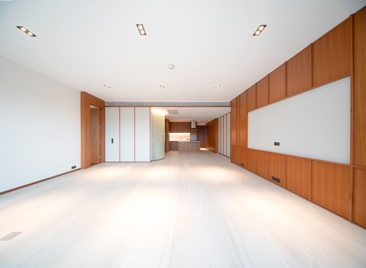 For SaleCondoWitthayu, Chidlom, Langsuan, Ploenchit : Condo for sale at 185 Rajadamri, 2 bedrooms 2 bathrooms, Fully fitted