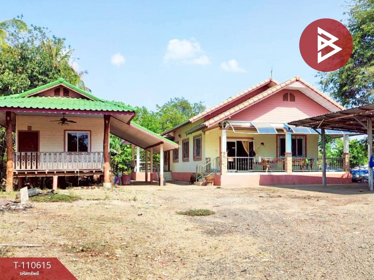 For SaleHouseSurin : House for sale with land, area of ​​1 rai 52 sq.wah Sinarin Surin