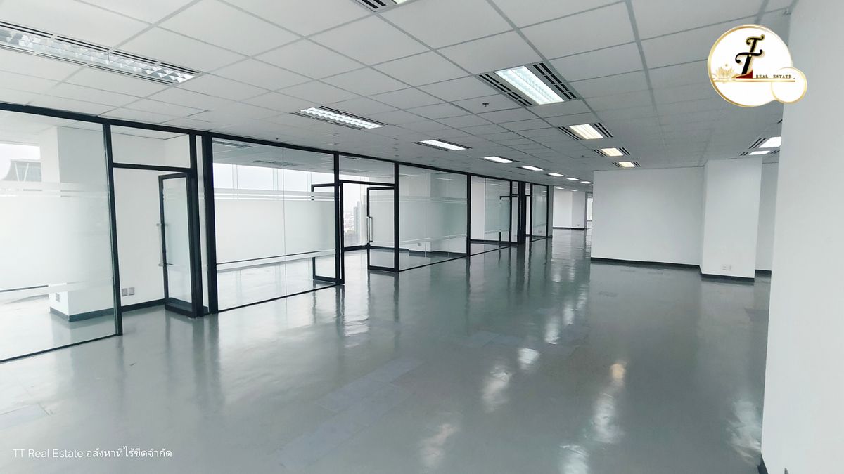 For RentRatchadapisek, Huaikwang, Suttisan : For rent, office building, area of ​​1,150 sqm. Floor 25, Ratchada, Huai Khwang, Rama 9, next to MRT Huai Khwang & quot; Very good location !! The center of the business district & trade 
 
