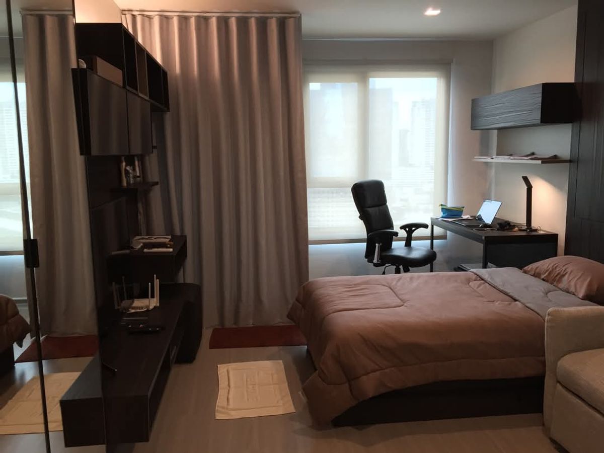 ให้เช่าคอนโดลาดพร้าว เซ็นทรัลลาดพร้าว : 15,500 Baht/Month,  Life Ladprao