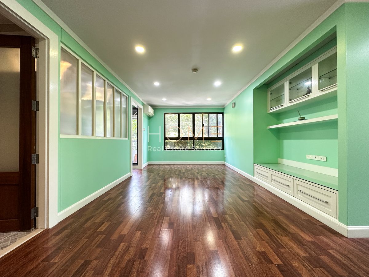 ขายคอนโดสาทร นราธิวาส : Lumpini Place Narathiwas 24 / 2 Bedrooms (FOR SALE), ลุมพินี เพลส นราธิวาส 24 / 2 ห้องนอน (ขาย) CREAM2150