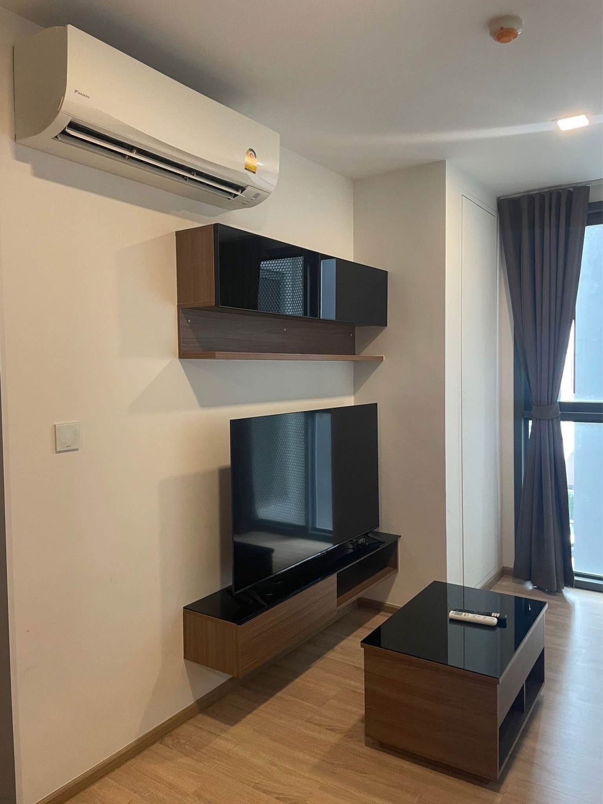 ขายคอนโดสุขุมวิท อโศก ทองหล่อ : Taka Haus Ekkamai 12 / 1 Bedroom (FOR SALE), ทากะ เฮาส์ เอกมัย 12 / 1 ห้องนอน (ขาย) HL1963