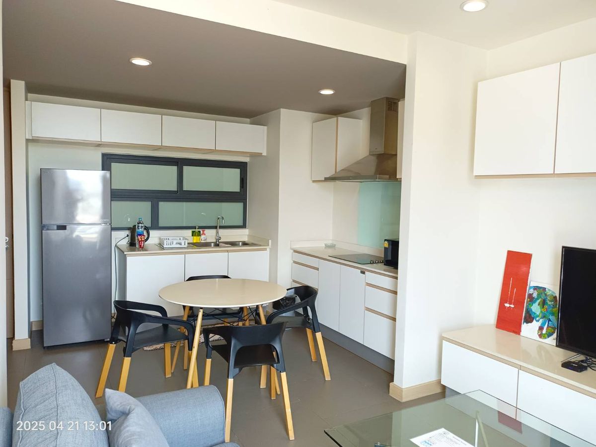 ให้เช่าคอนโดสุขุมวิท อโศก ทองหล่อ : ✨ "Mattani Suites – ห้องกว้าง ตกแต่งสวย เฟอร์นิเจอร์ครบชุด ระเบียงกว้าง รับลมชมวิวเมือง ทำเลดีเดินทางสะดวก ใกล้ BTS เอกมัย พร้อมเข้าอยู่!"