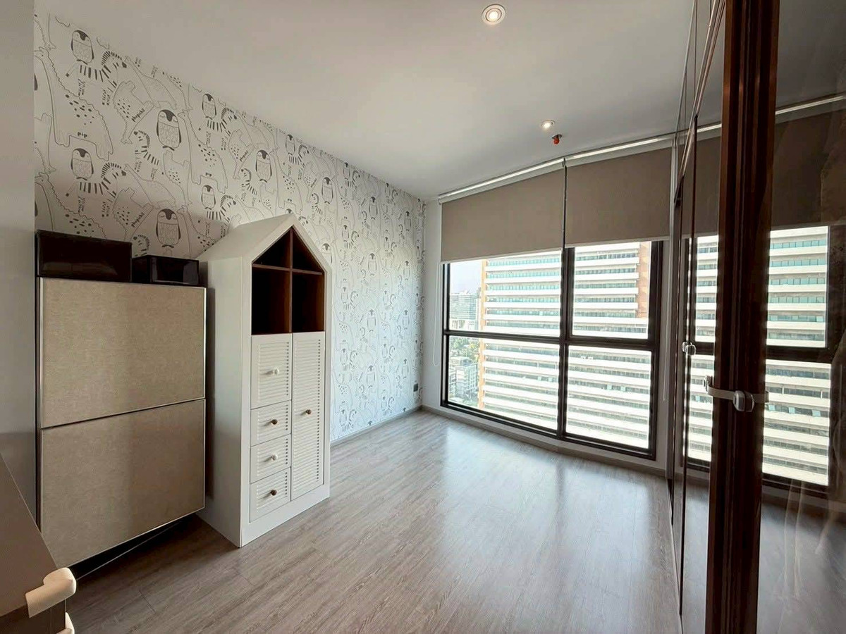 For RentCondoSukhumvit, Asoke, Thonglor : ✨ GT16133 | Condo Rhythm Ekkamai, convenient to travel, near BTS, has shuttle, fully furnished. Ready to move in immediately