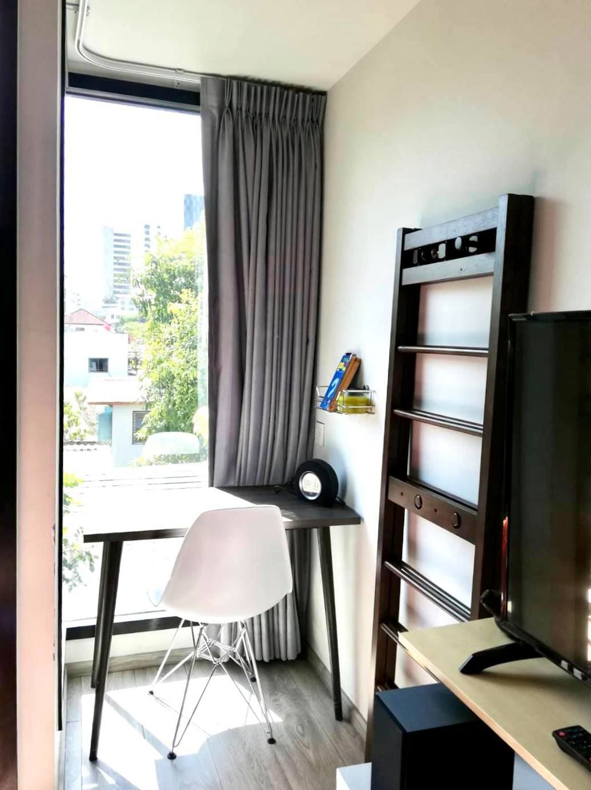 For SaleCondoRatchathewi,Phayathai : Maestro 14 Siam Ratchathewi【𝐒𝐄𝐋𝐋 & 𝐑𝐄𝐍𝐓】🔥Simple, elegant, good looking. Live a balanced life in the heart of Siam New room, fully decorated 🔥 Contact Line ID: @hacondo