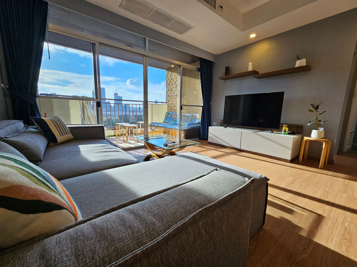 For RentCondoSukhumvit, Asoke, Thonglor : 🔑For Ret: Monteey Place Condo Newly Renovated: 2 Bedrooms: MRT QUEEN SIRIKIT |