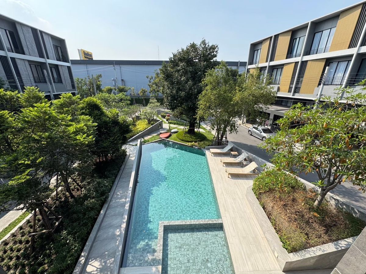 For SaleOfficeRama5, Ratchapruek, Bangkruai : For sale, luxury townhome, 3.5 floors, 4 bedrooms, 4 bathrooms, 2 projects, Nue Cove North, Ratchaphruek