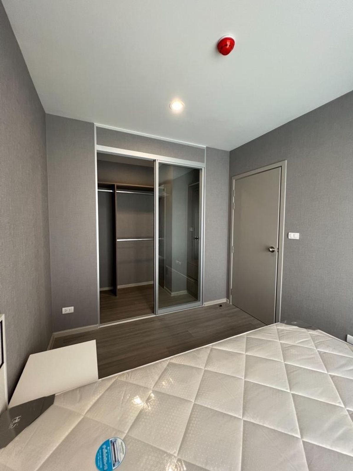 ขายคอนโดปิ่นเกล้า จรัญสนิทวงศ์ : ขาย เดอะพาร์คแลนด์ จรัญ-ปิ่นเกล้า เลขที่ 7/129 (B816)