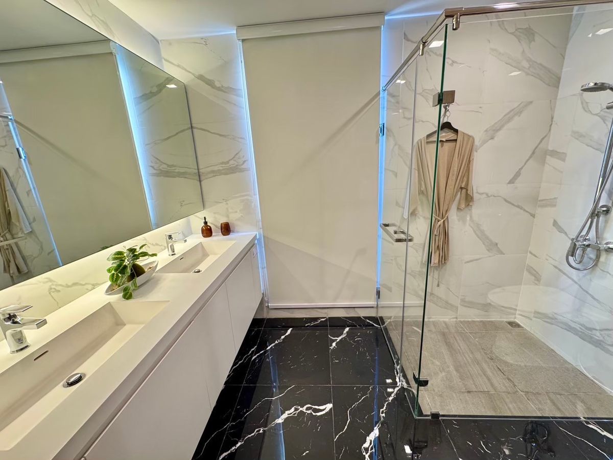 For SaleOfficeRama5, Ratchapruek, Bangkruai : For sale, luxury townhome, 3.5 floors, 4 bedrooms, 4 bathrooms, 2 projects, Nue Cove North, Ratchaphruek