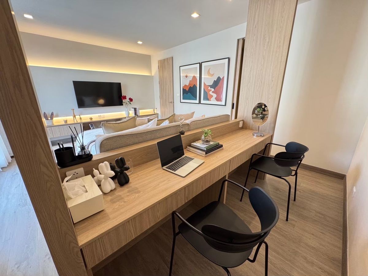 For SaleOfficeRama5, Ratchapruek, Bangkruai : For sale, luxury townhome, 3.5 floors, 4 bedrooms, 4 bathrooms, 2 projects, Nue Cove North, Ratchaphruek