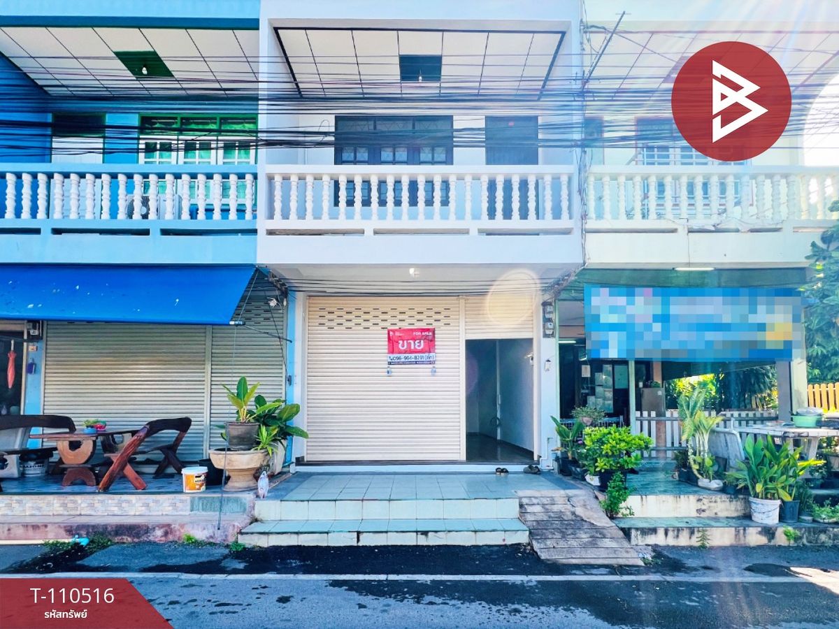 For SaleTownhomeSamut Songkhram : 2 -story townhouse for sale, area 14.5 sq.wah, Lat Yai, Samut Songkhram