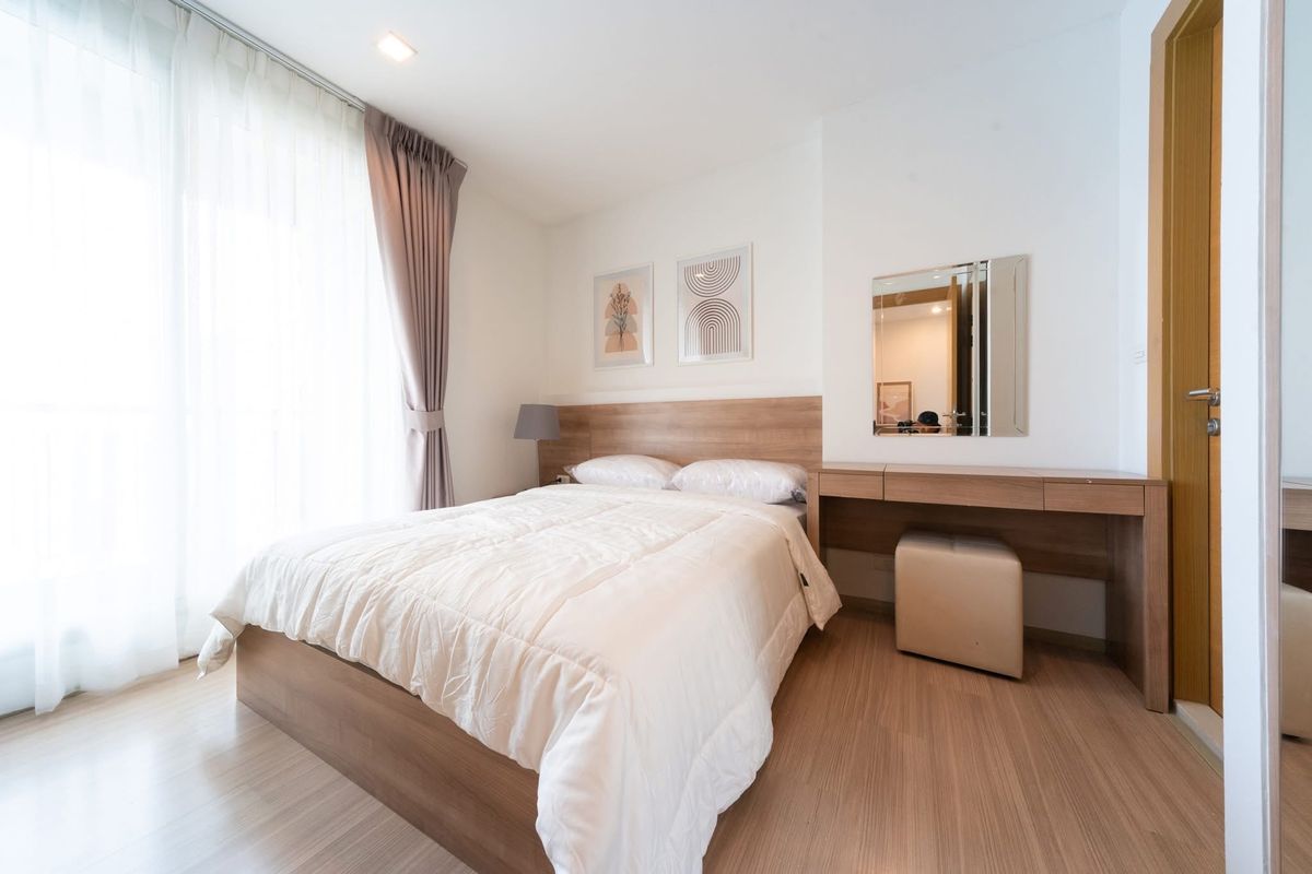 ให้เช่าคอนโดรัชดา ห้วยขวาง : ให้เช่า 📍 Rhythm Ratchada 📍เฟอร์นิเจอร์ และ เครื่องใช้ไฟฟ้าครบ ใกล้ MRT รัชดาภิเษก