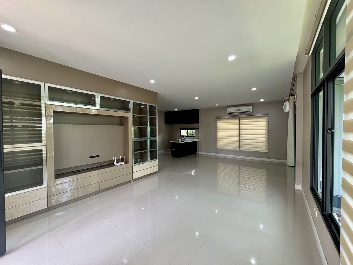ขายบ้านพัฒนาการ ศรีนครินทร์ : ขายบ้านเดี่ยวหลังมุม เศรษฐสิริ พัฒนาการ 