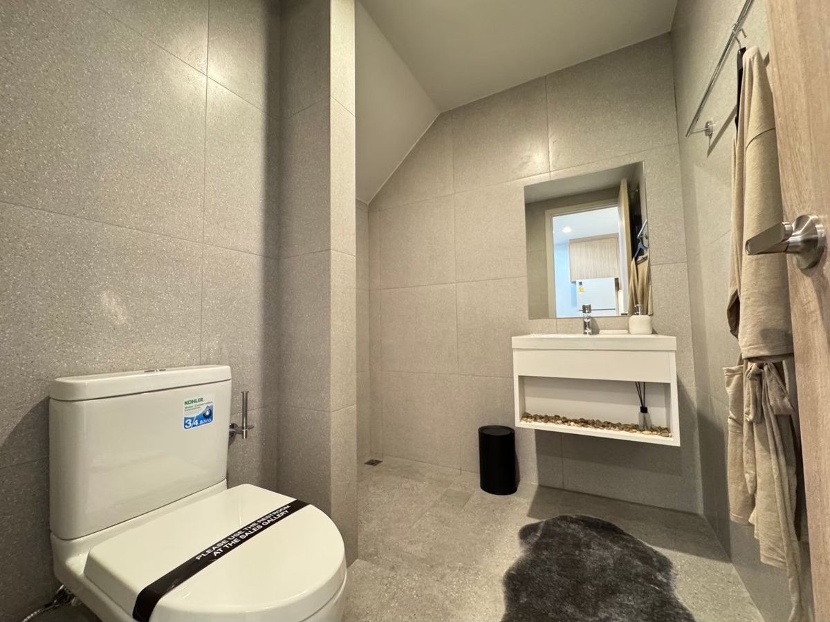 For SaleOfficeRama5, Ratchapruek, Bangkruai : For sale, luxury townhome, 3.5 floors, 4 bedrooms, 4 bathrooms, 2 projects, Nue Cove North, Ratchaphruek