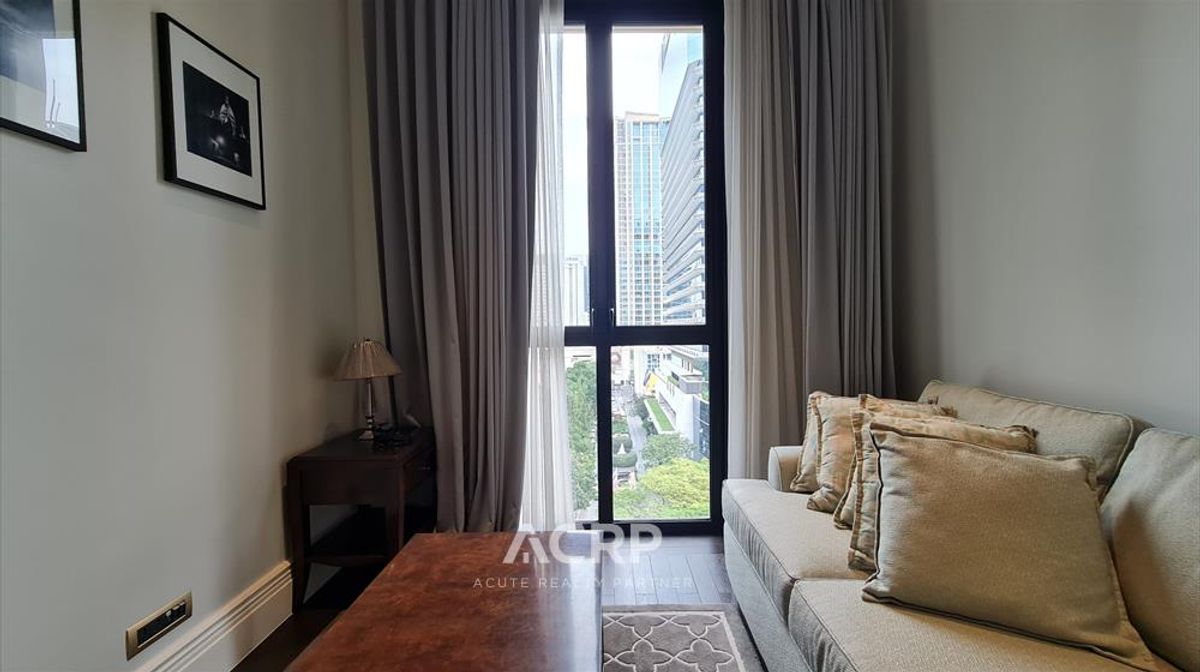 For RentCondoWitthayu, Chidlom, Langsuan, Ploenchit : For rent Luxurious 2-Bedroom Condo at 98 Wireless Residence, Ploenchit