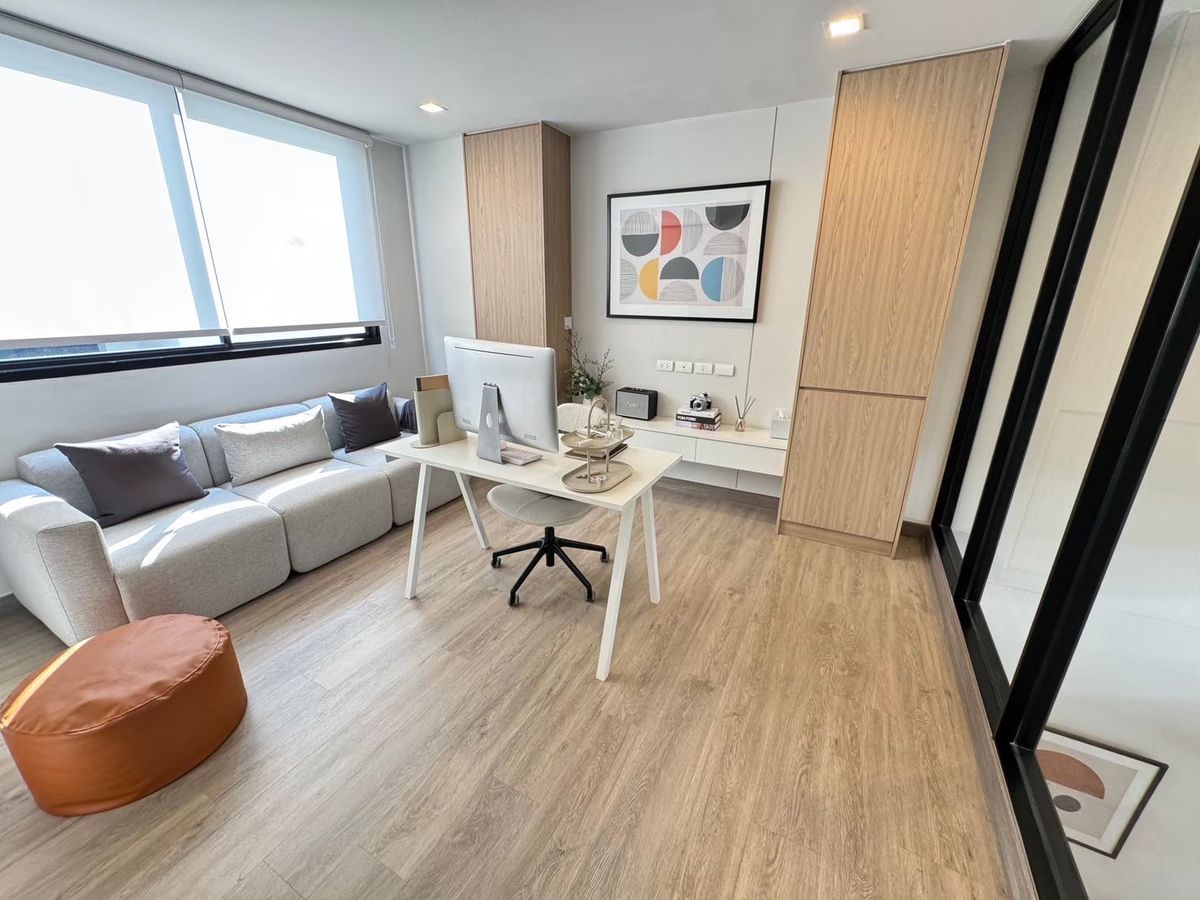 For SaleOfficeRama5, Ratchapruek, Bangkruai : For sale, luxury townhome, 3.5 floors, 4 bedrooms, 4 bathrooms, 2 projects, Nue Cove North, Ratchaphruek