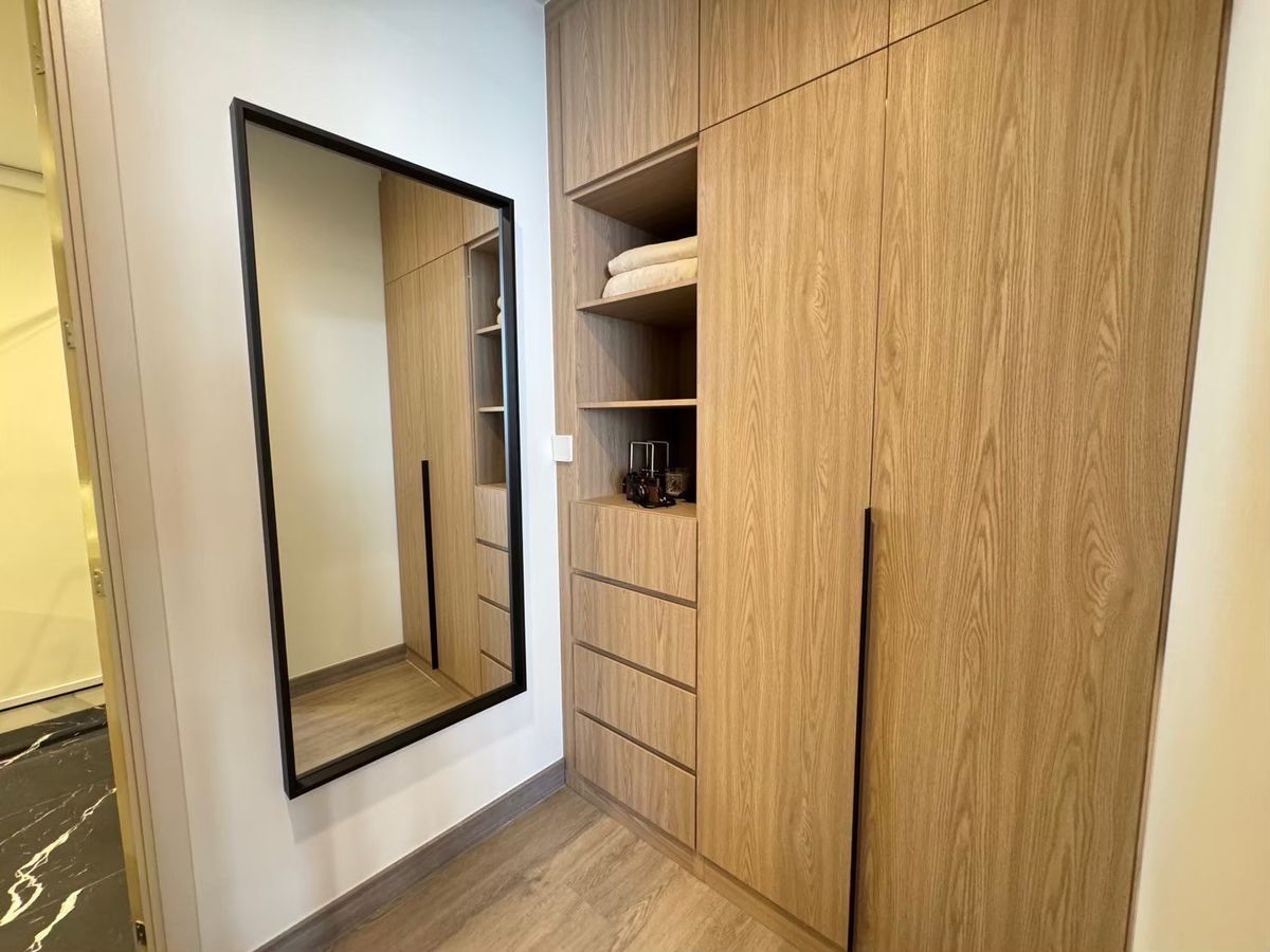 For SaleOfficeRama5, Ratchapruek, Bangkruai : For sale, luxury townhome, 3.5 floors, 4 bedrooms, 4 bathrooms, 2 projects, Nue Cove North, Ratchaphruek