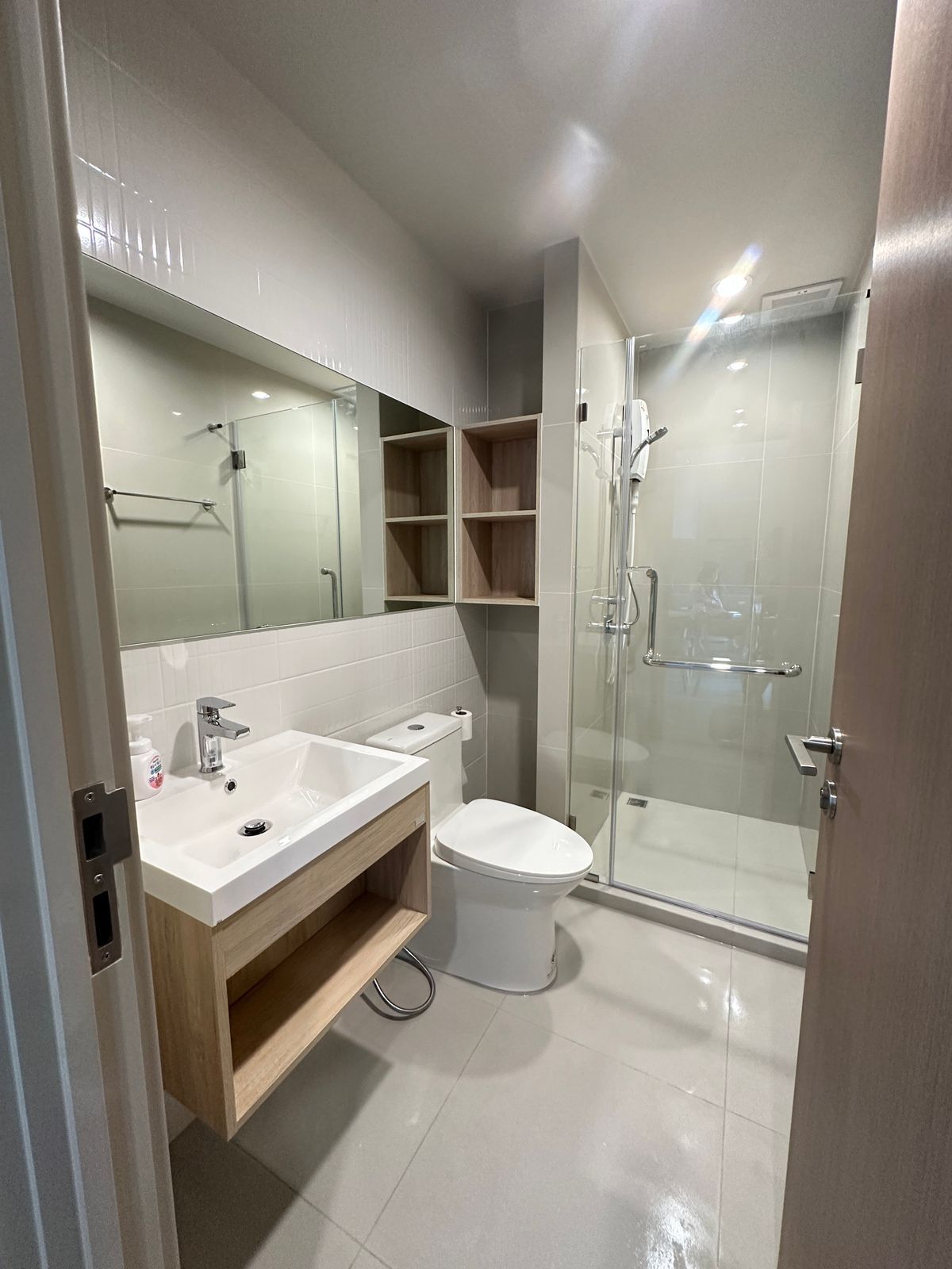 ให้เช่าคอนโดบางนา แบริ่ง ลาซาล : ให้เช่า 📍 Nue Mega Plus Bangna 📍 2 ห้องนอน เฟอร์นิเจอร์ และ เครื่องใช้ไฟฟ้าครบ 