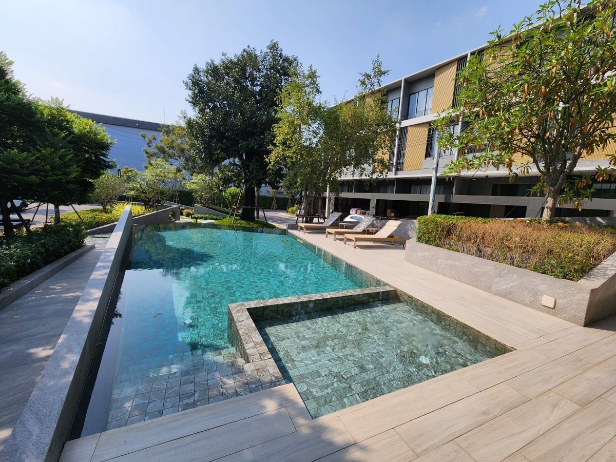 For SaleOfficeRama5, Ratchapruek, Bangkruai : For sale, luxury townhome, 3.5 floors, 4 bedrooms, 4 bathrooms, 2 projects, Nue Cove North, Ratchaphruek