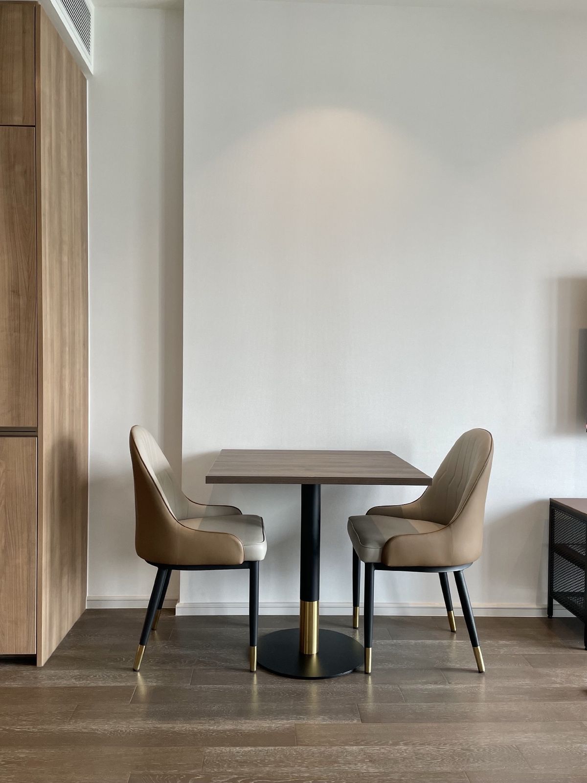 ให้เช่าคอนโดสุขุมวิท อโศก ทองหล่อ : 🔥ให้เช่าด่วน🔥มิวนีค สุขุมวิท 23 วิวสวย ไม่บล็อค เฟอร์นิเจอร์ครบพร้อมเข้าอยู่ *เลี้ยงสัตว์ได้