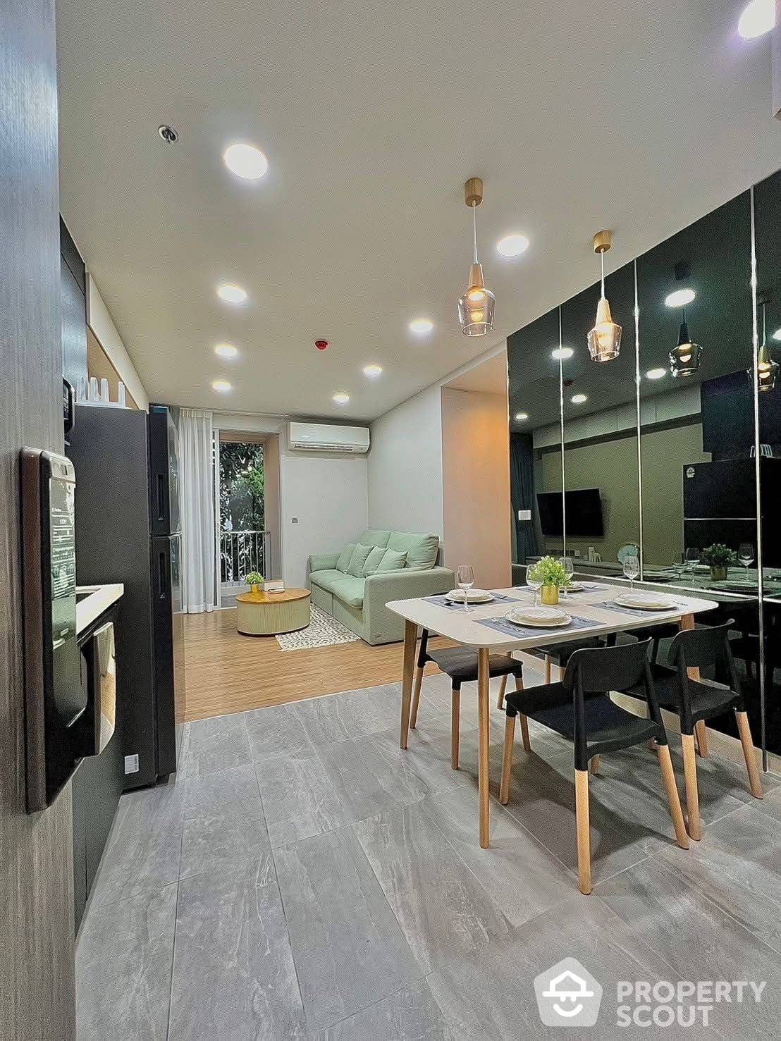 ขายคอนโดสุขุมวิท อโศก ทองหล่อ : คอนโด 2-ห้องนอน ที่ คิว ประสานมิตร ใกล้ MRT เพชรบุรี