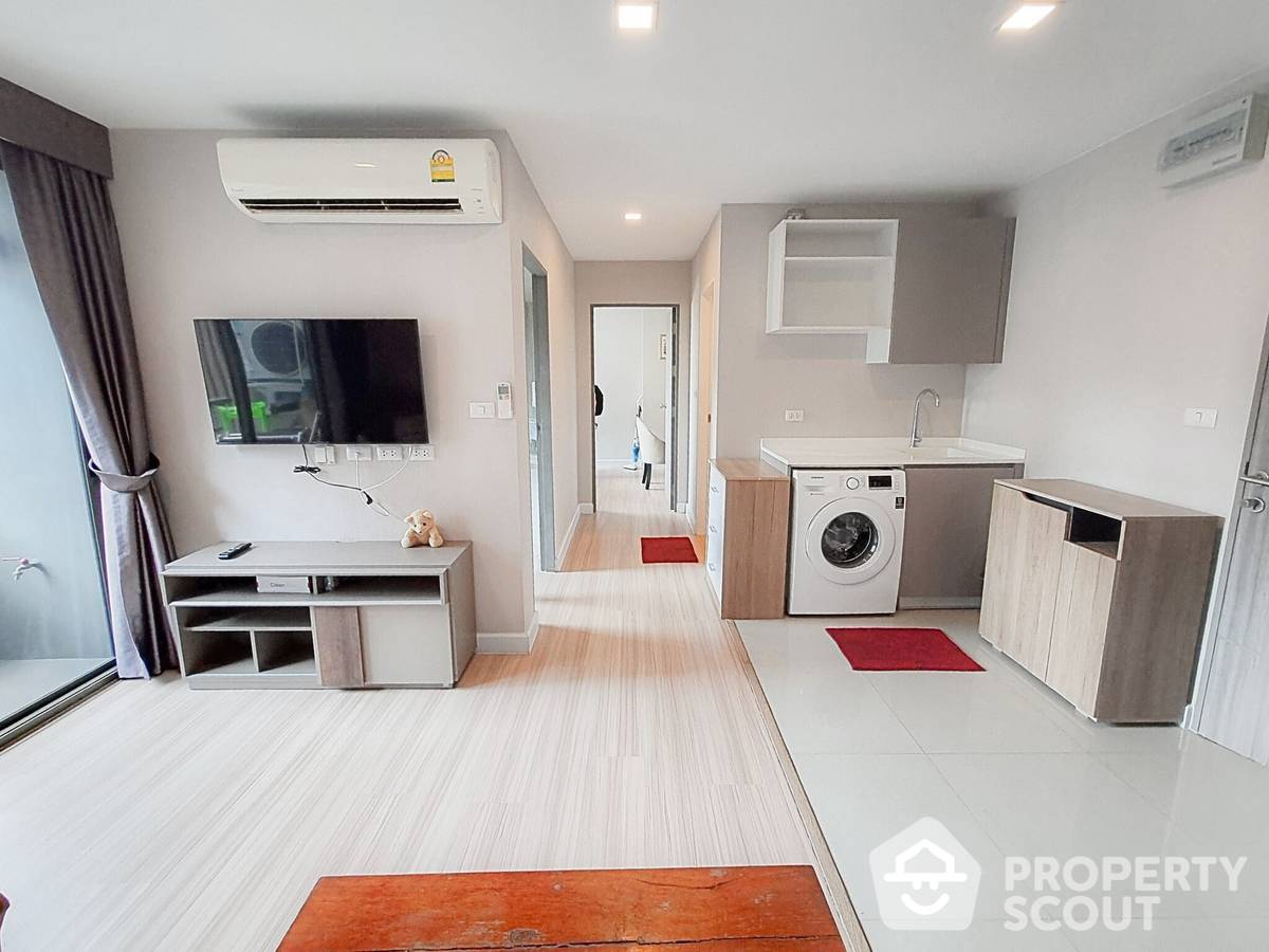 For SaleCondoRatchadapisek, Huaikwang, Suttisan : 2-BR Condo at Metro Luxe Ratchada near MRT Huai Khwang