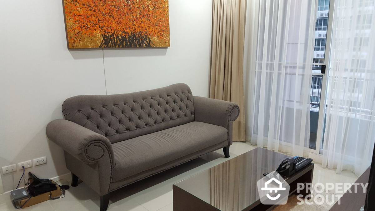 For SaleCondoRama9, Petchburi, RCA : 1-BR Condo at Circle Condominium near MRT Phetchaburi