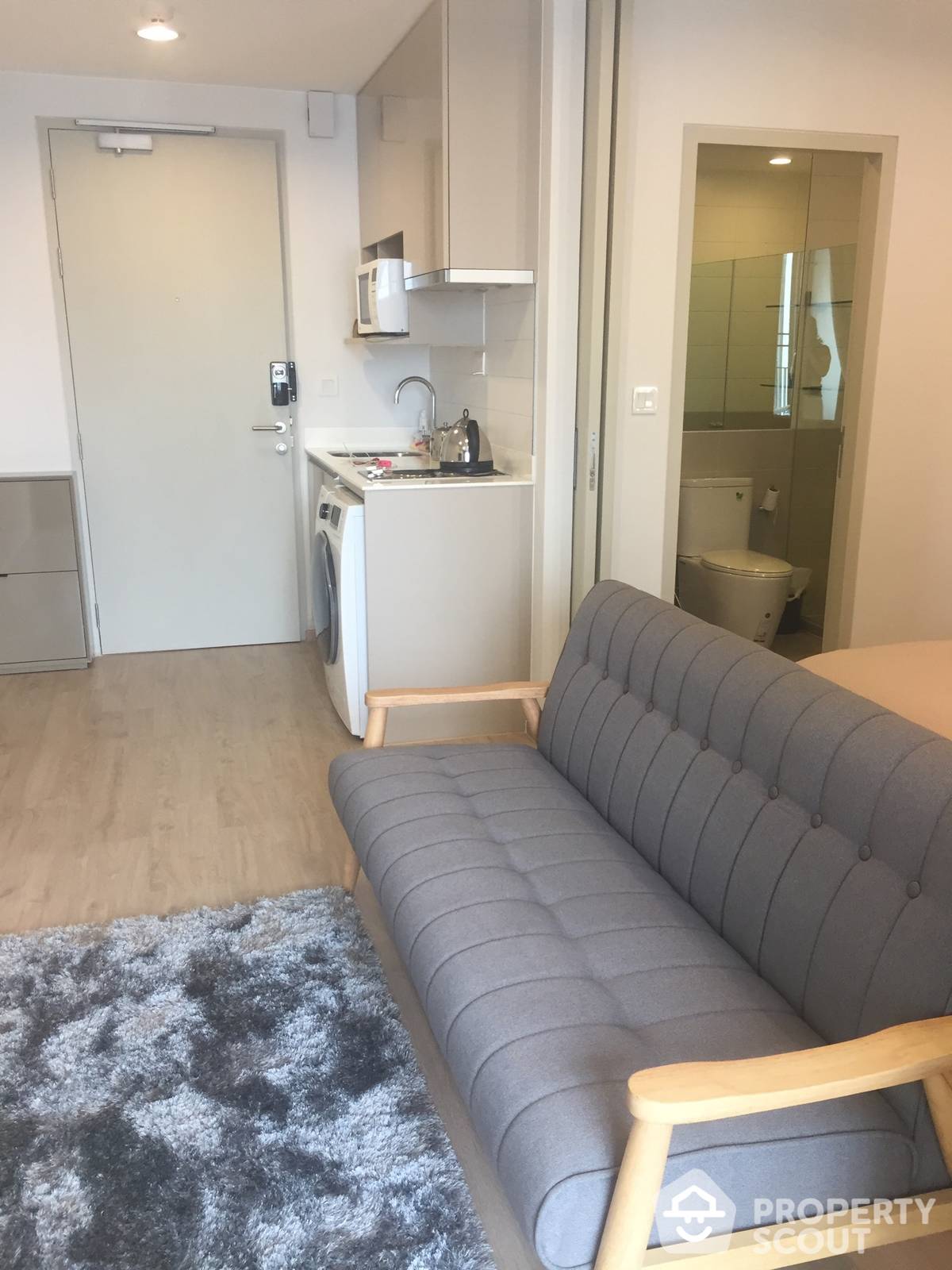 For SaleCondoRatchathewi,Phayathai : 1-BR Condo at Ideo Q Ratchathewi near BTS Ratchathewi