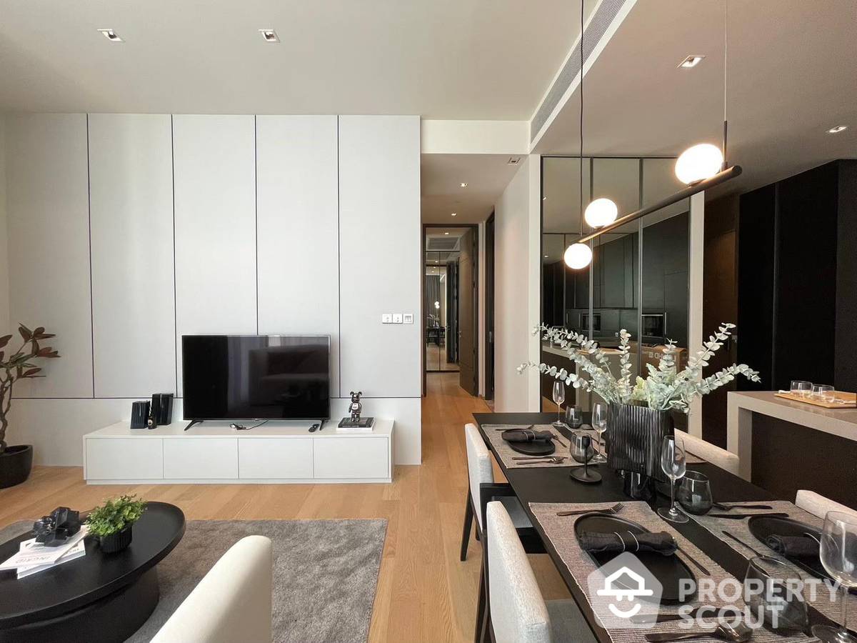ขายคอนโดวิทยุ ชิดลม หลังสวน : คอนโด 2-ห้องนอน ที่ 28 ชิดลม ใกล้ BTS ชิดลม