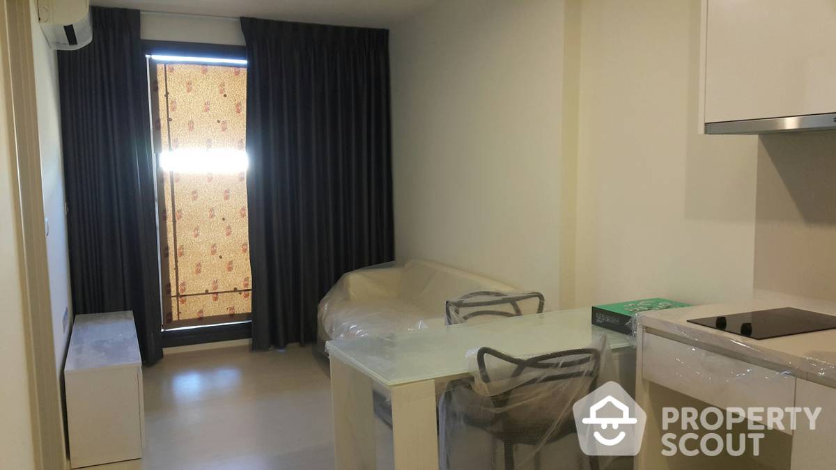 For SaleCondoSukhumvit, Asoke, Thonglor : 1-BR Condo at Rhythm Sukhumvit 42 near BTS Ekkamai
