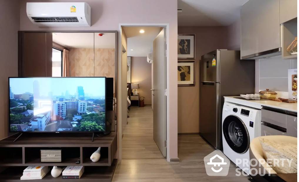 For SaleCondoSukhumvit, Asoke, Thonglor : 2-BR Condo at Ideo Mobi Sukhumvit 40 near BTS Ekkamai
