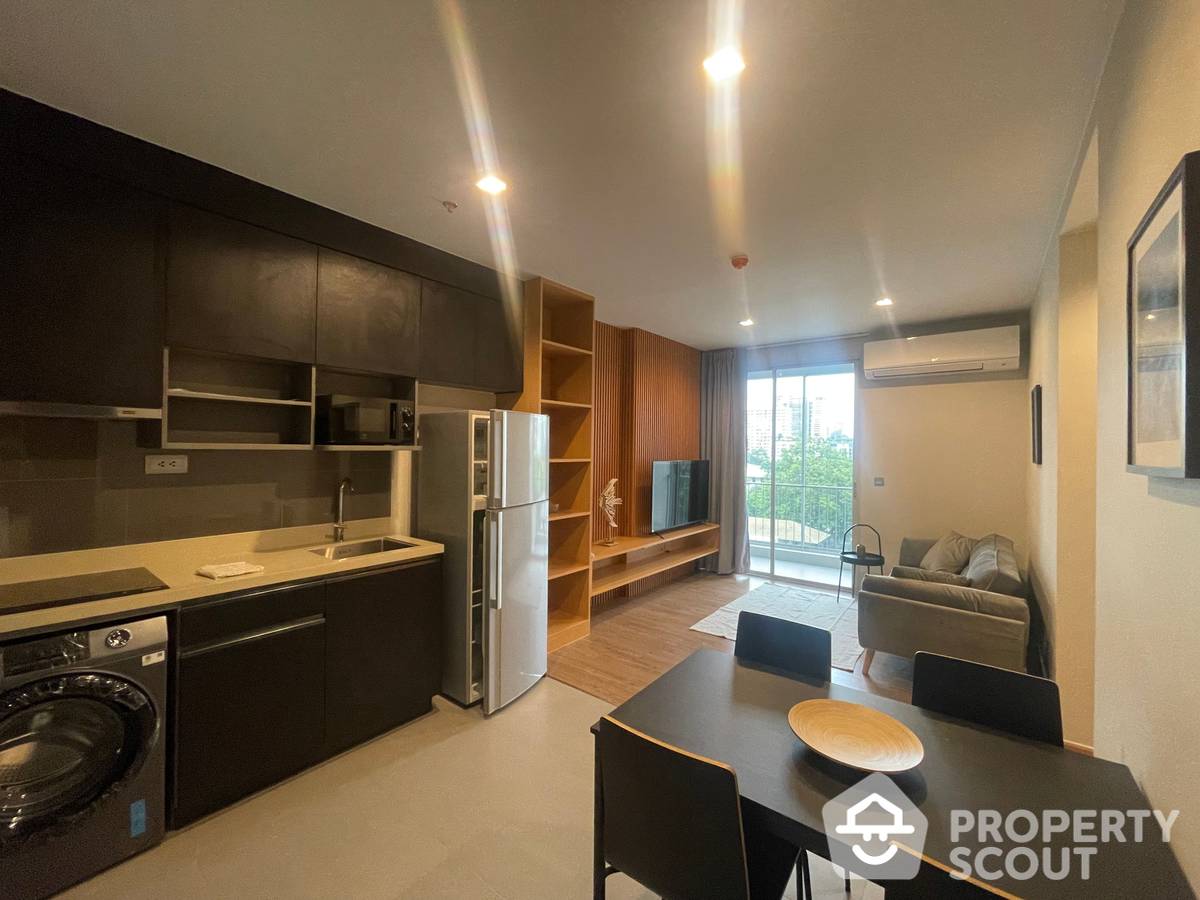 For SaleCondoSukhumvit, Asoke, Thonglor : 2-BR Condo at Q Prasarnmit near MRT Phetchaburi