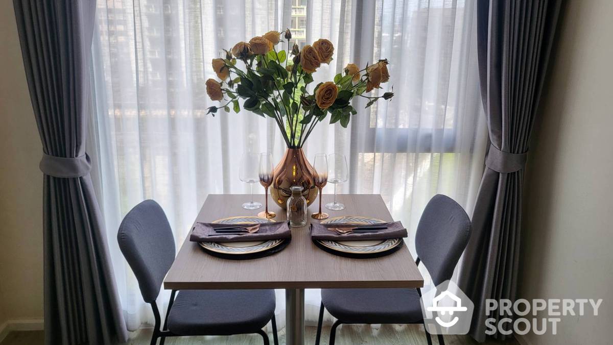 For SaleCondoSathorn, Narathiwat : 1-BR Condo at The Teak Sathorn-Lumpini near MRT Khlong Toei