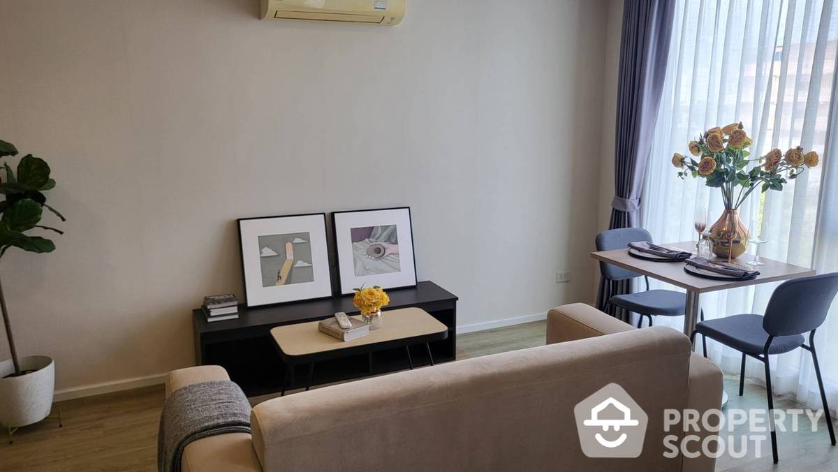 For SaleCondoSathorn, Narathiwat : 1-BR Condo at The Teak Sathorn-Lumpini near MRT Khlong Toei