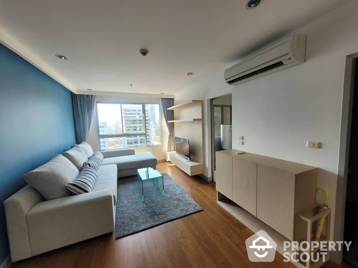 For SaleCondoSukhumvit, Asoke, Thonglor : 2-BR Condo at Condo One X Sukhumvit 26 near BTS Phrom Phong