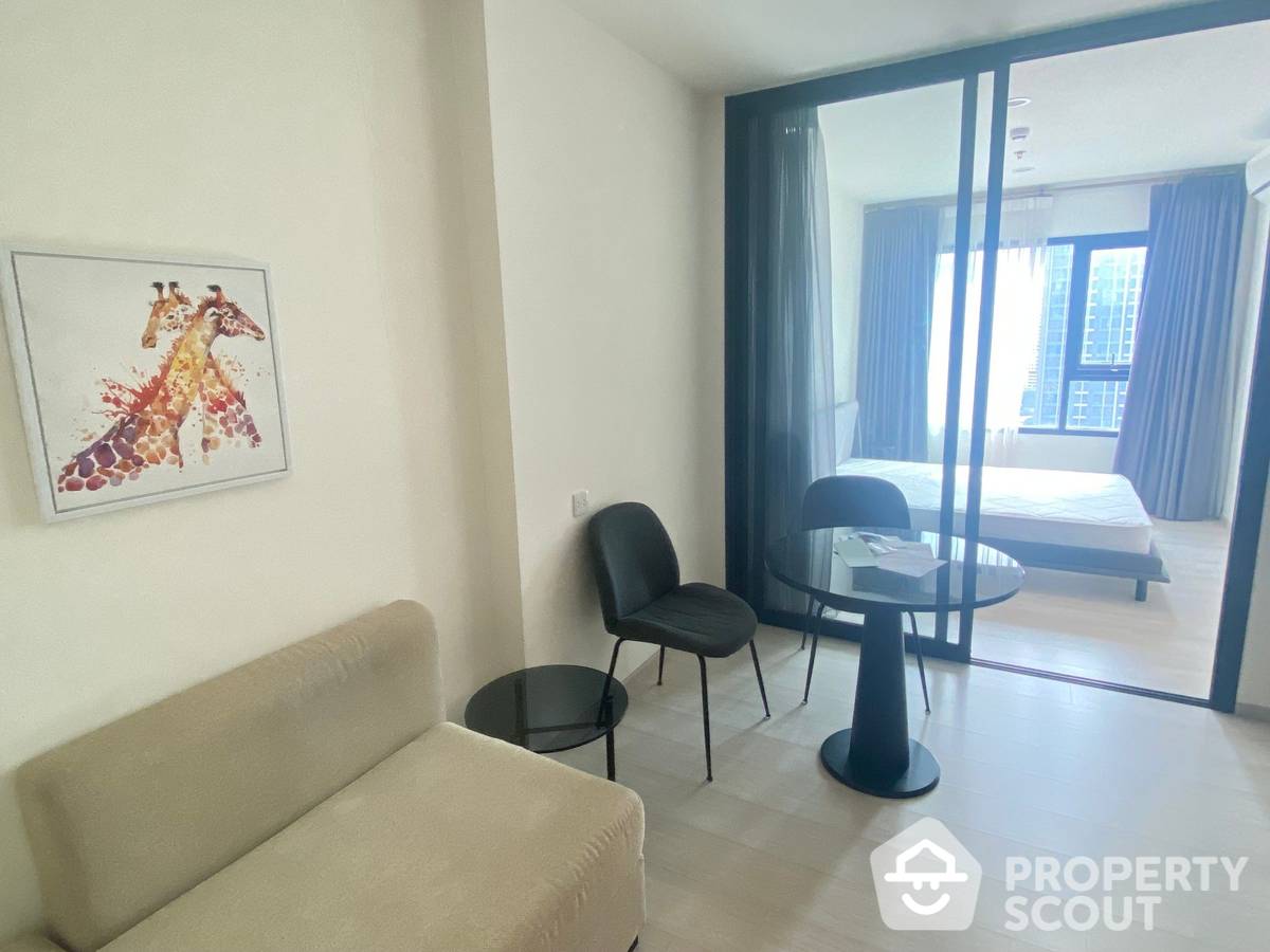 For SaleCondoRama9, Petchburi, RCA : 1-BR Condo at Life Asoke near ARL Makkasan