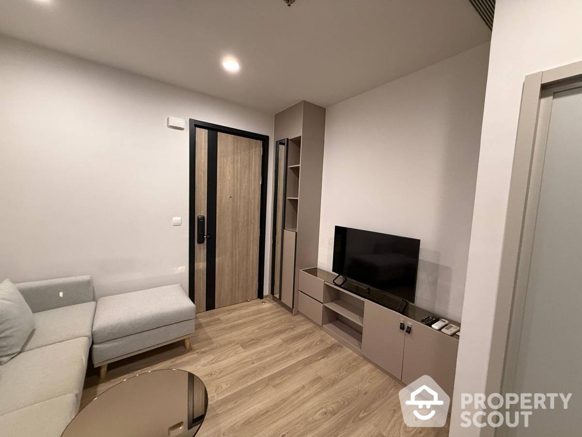 For SaleCondoSukhumvit, Asoke, Thonglor : 1-BR Condo at Oka Haus Sukhumvit 36 near BTS Thong Lor