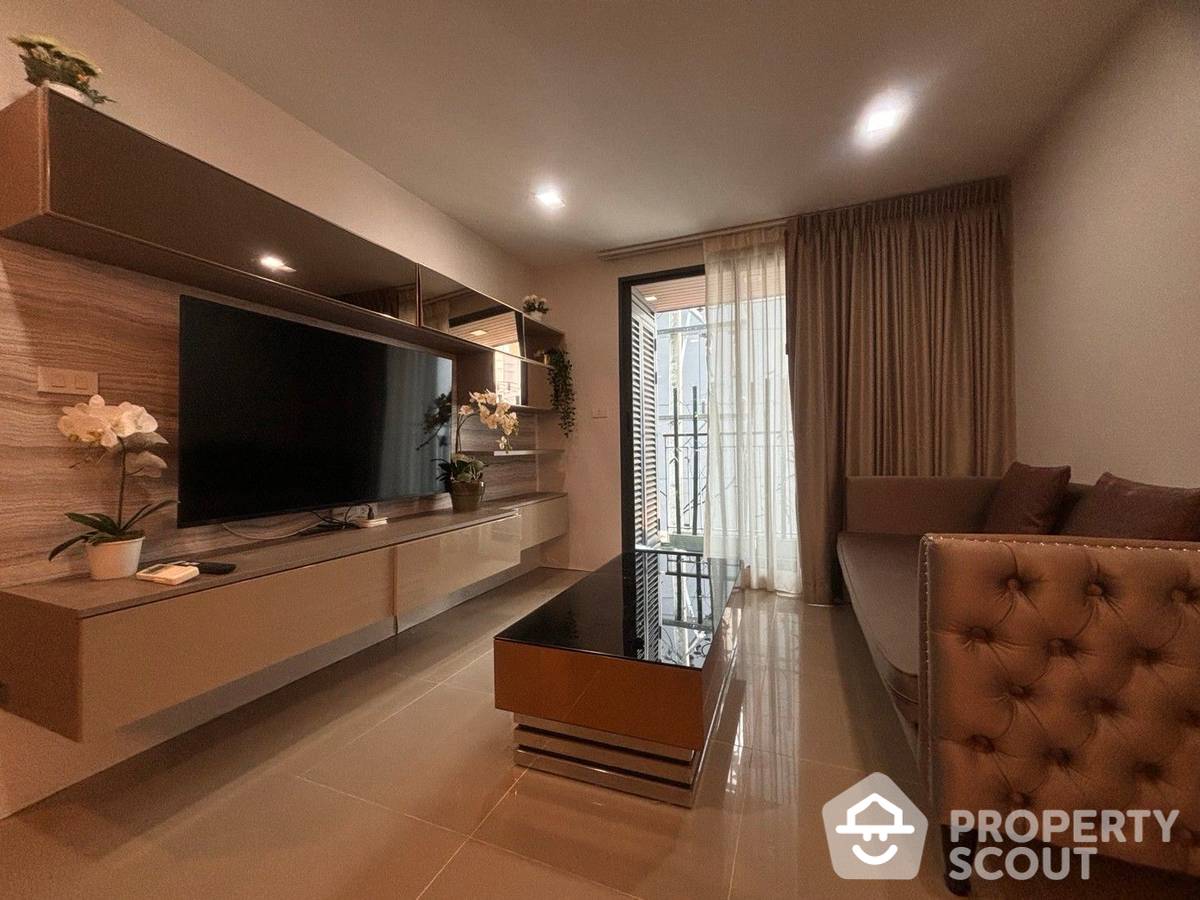 For SaleCondoSukhumvit, Asoke, Thonglor : 2-BR Condo at Mirage Sukhumvit 27 near BTS Asok
