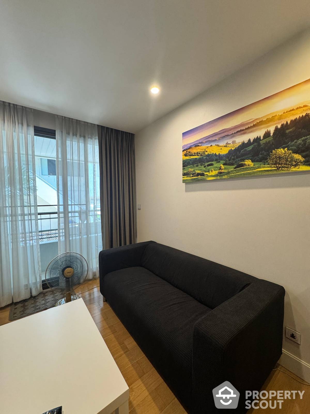 For SaleCondoSathorn, Narathiwat : 1-BR Condo at Collezio Sathorn-Pipat near BTS Chong Nonsi