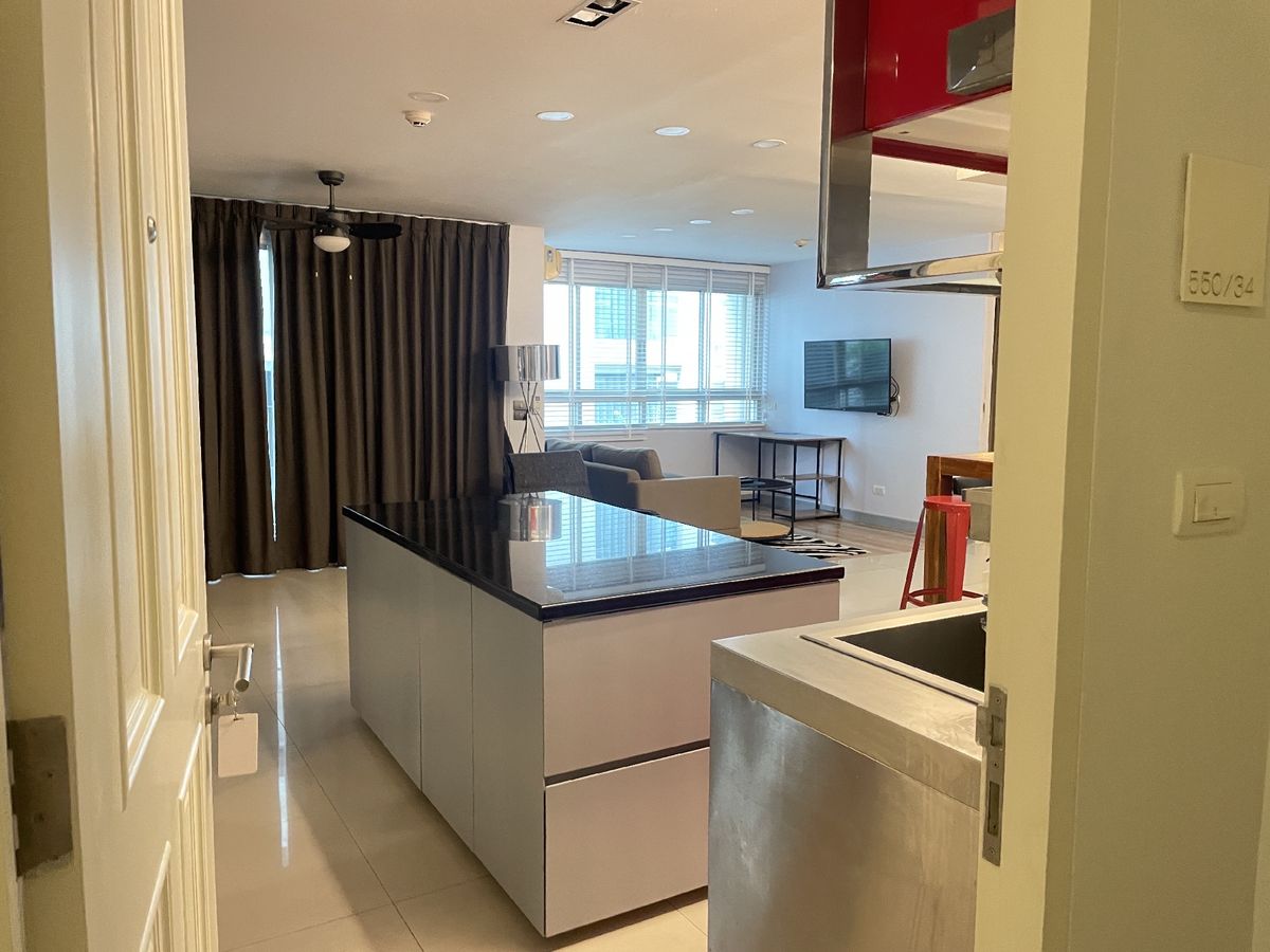 ให้เช่าคอนโดสุขุมวิท อโศก ทองหล่อ : The Clover Thonglor | คอนโดหรู 3 ห้องนอน 115 ตร.ม. ใจกลางทองหล่อ ใกล้ J Avenue – เพียง 60,000/ด.
