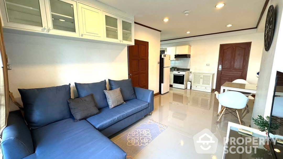 ขายคอนโดสุขุมวิท อโศก ทองหล่อ : คอนโด 1-ห้องนอน ที่ สราญใจ แมนชั่น คอนโดมิเนียม ใกล้ BTS นานา